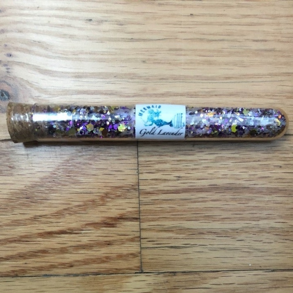 Mermaid Scales "Gold Lavender" face glitter - Picture 7 of 8